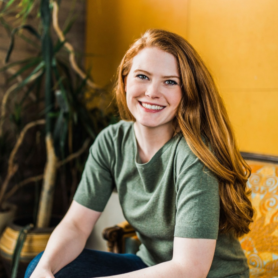 Headshot of Shannon Leach